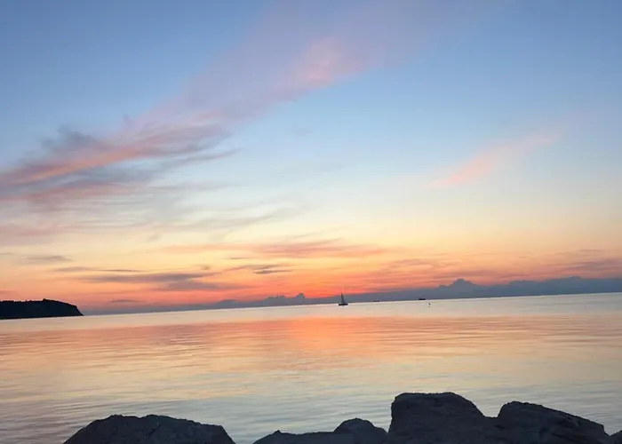 アパート Anabella